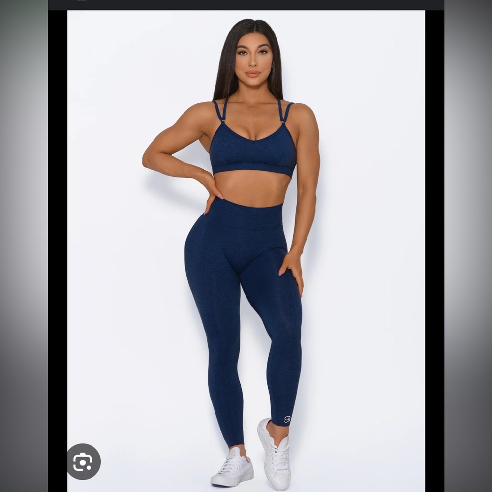 BOMBSHELL PEACH BOOTY LEGGINGS AND BRA